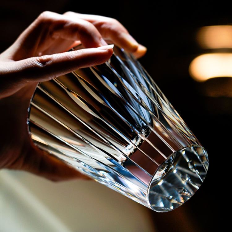 Edo Kiriko Handcrafted Starlit Guqin Whisky Glass – A Symphony of Light and Heritage