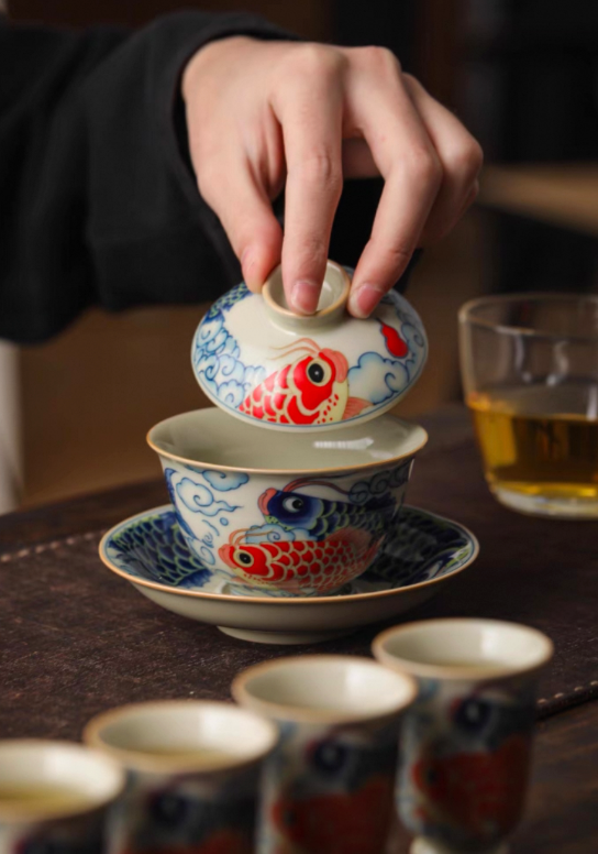 Handmade Sancai Gaiwan Teacup: Dragon Fish & Yuanbao Design