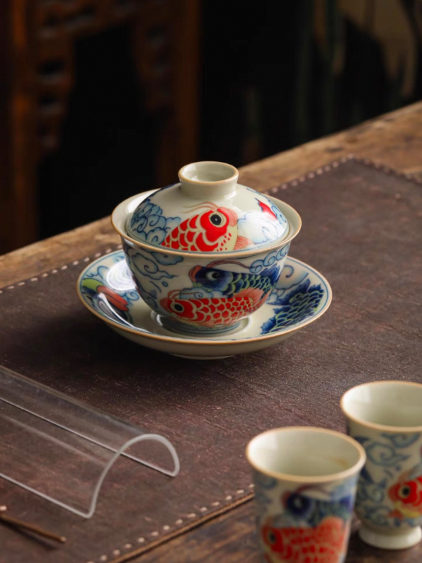 Handmade Sancai Gaiwan Teacup: Dragon Fish & Yuanbao Design