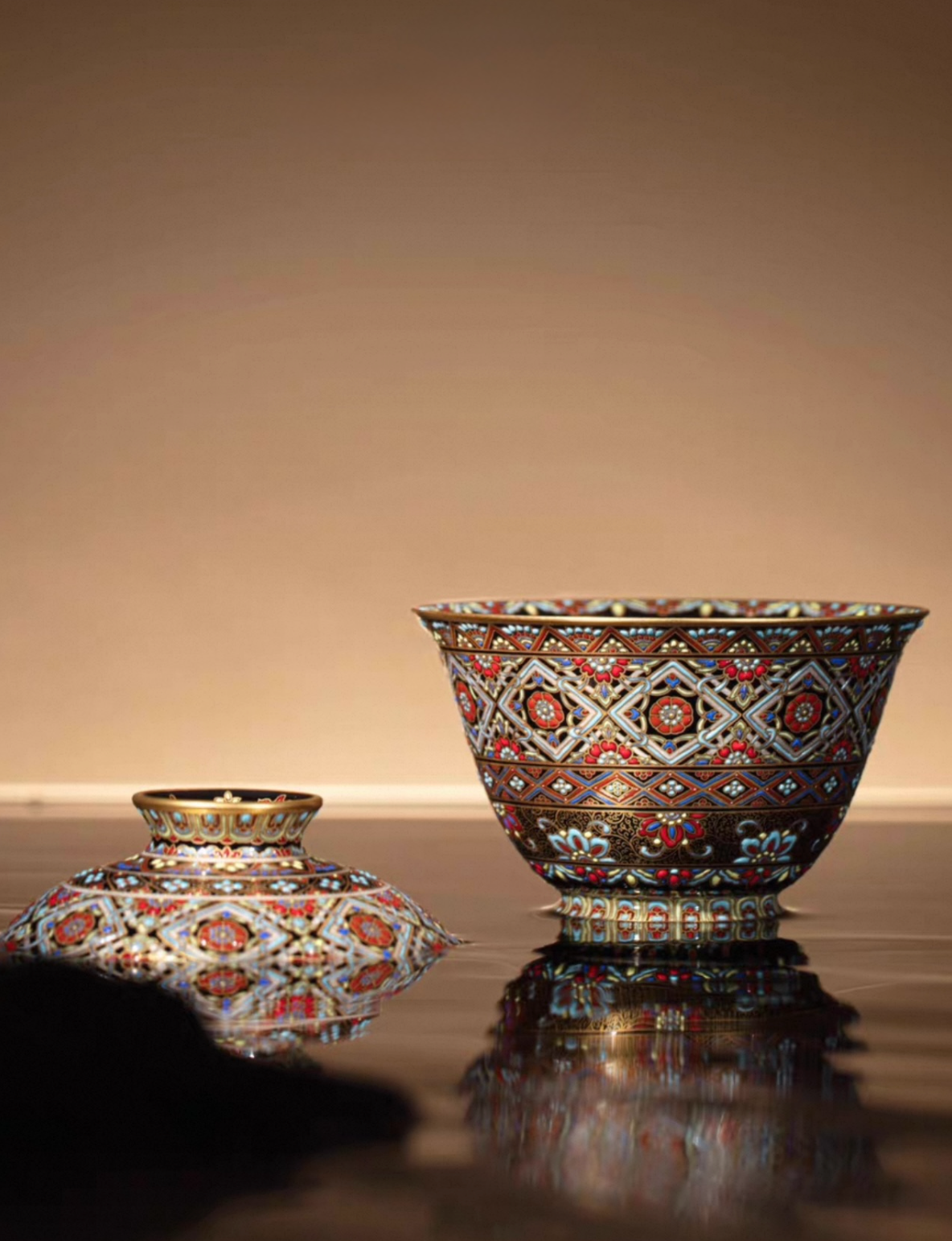 [Heirloom Collections] Imperial Grandeur: "Lustrous Grace of Dunhuang" Gaiwan & Master Cup Set – Handcrafted with Gold, Silver, and Falangcai Enamel from Jingdezhen