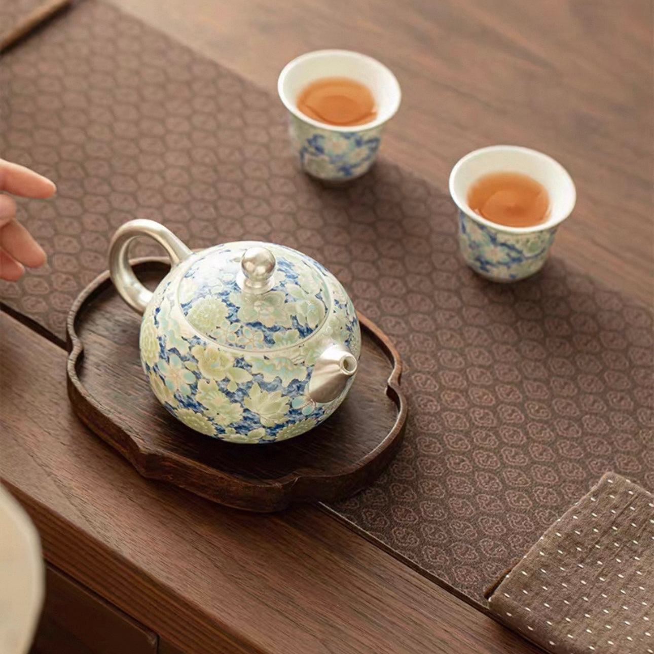 Silver-Inlaid Blue & White Mutton-Fat Jade Porcelain Xishi Teapot Set | Premium Kung Fu Tea Gift Box