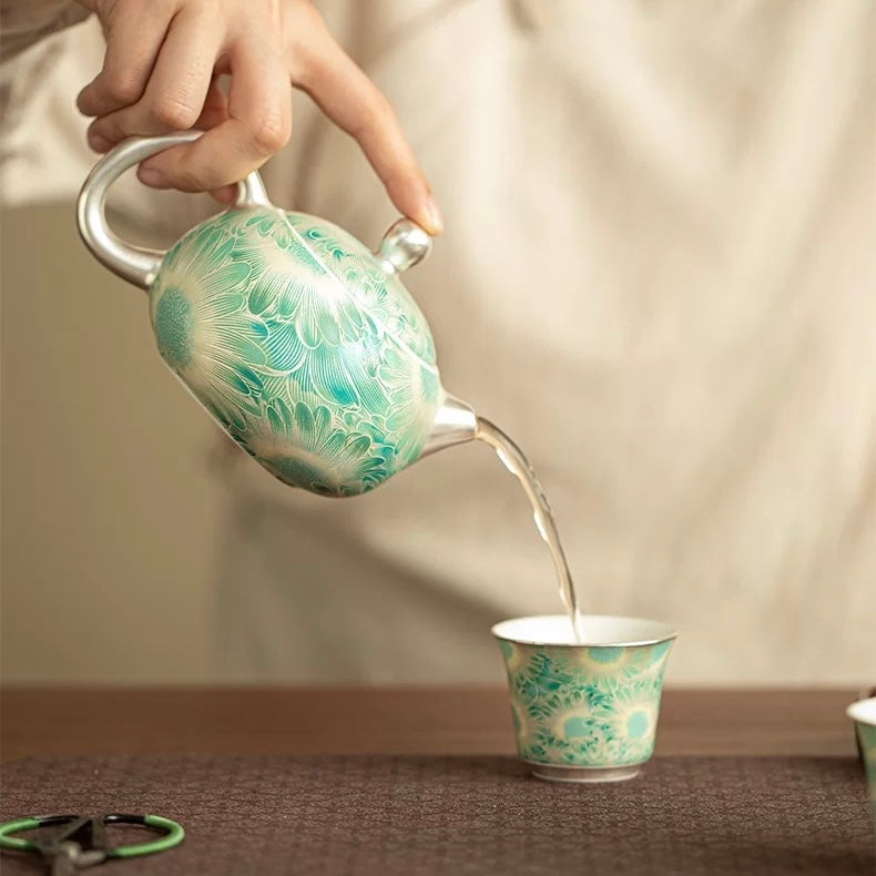 Silver Daisy Mutton-Fat Jade Tea Set | 220ml Pot & 50ml Cups