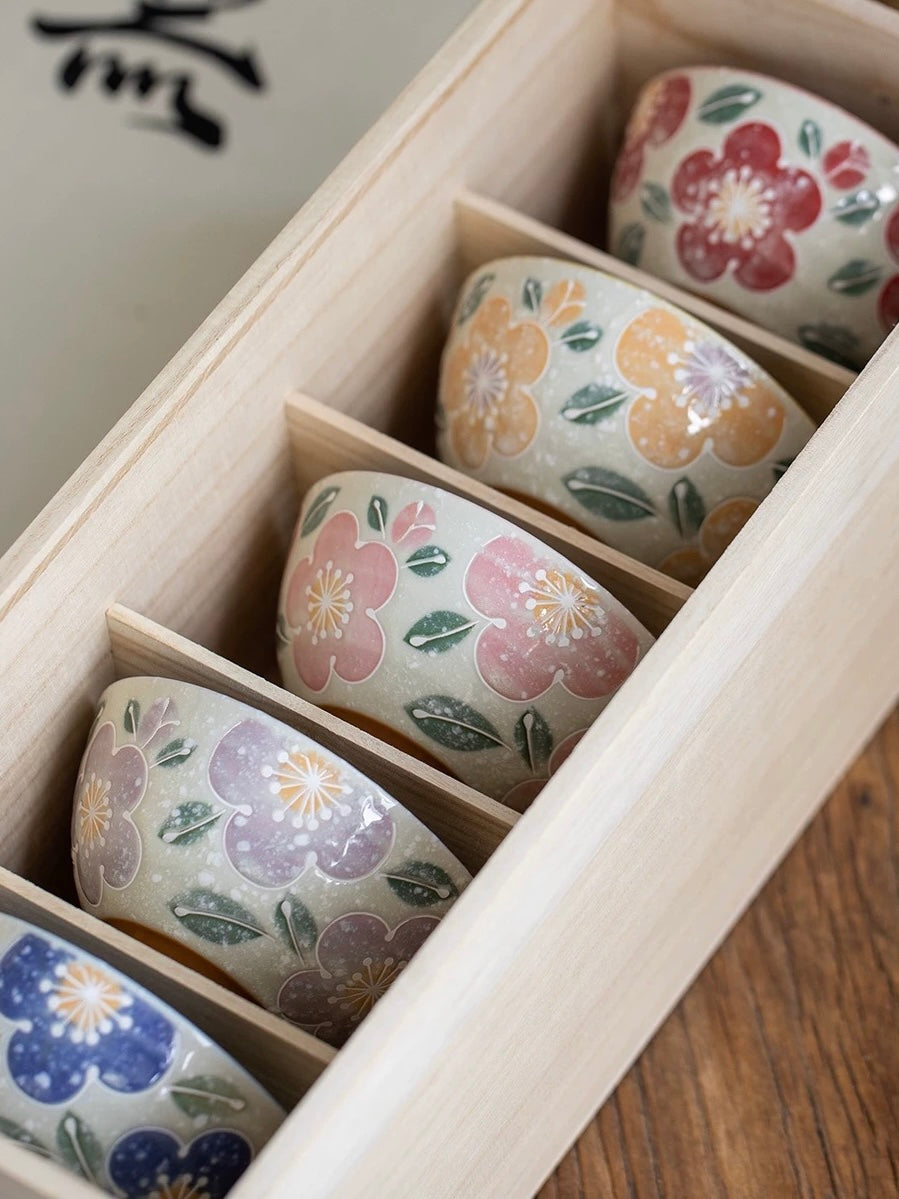 Japanese Mino-Ware "Sakura" Ceramic Bowl Set | 5-Piece Gift Collection