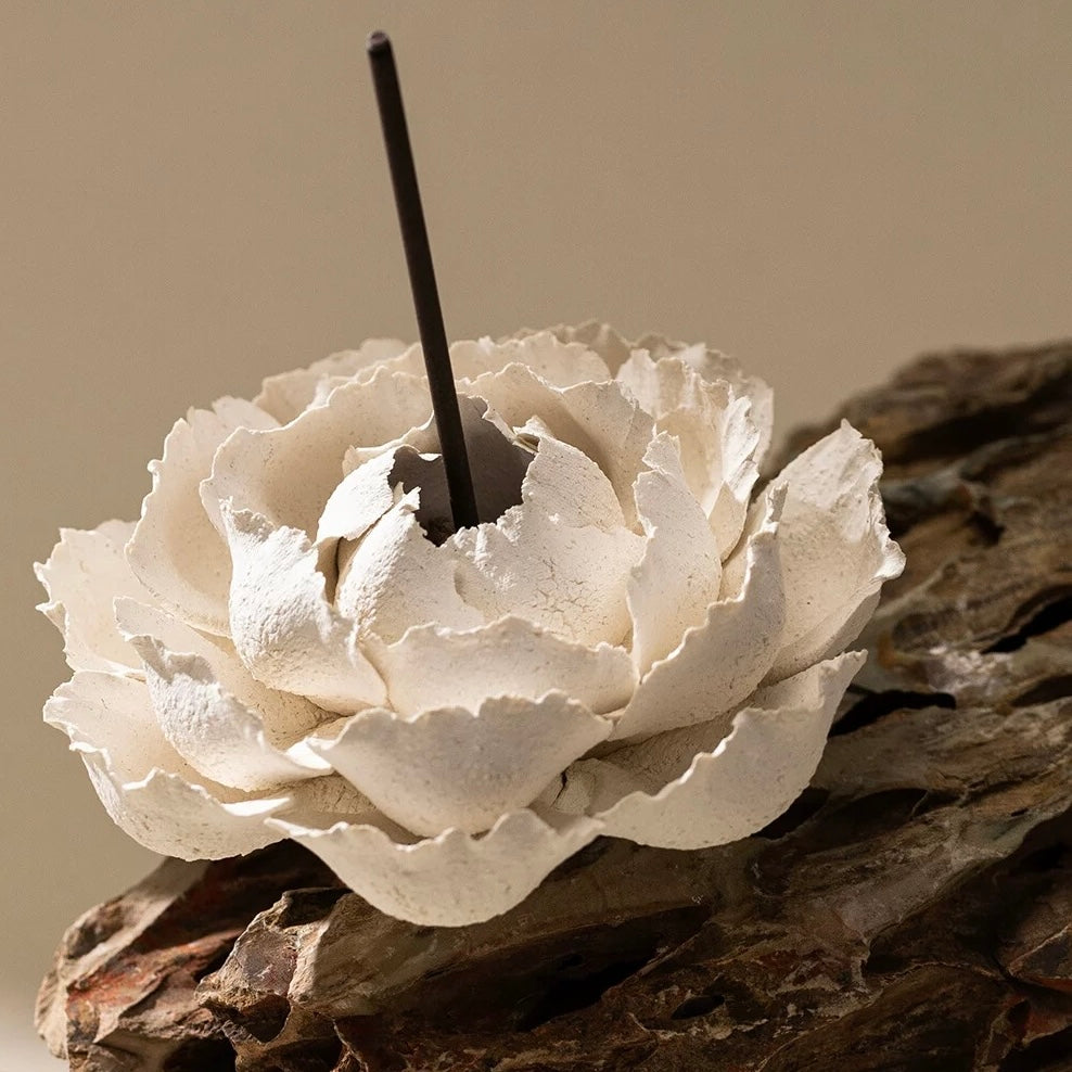 Jingdezhen Handcrafted Porcelain Flower Incense Holder & Diffuser