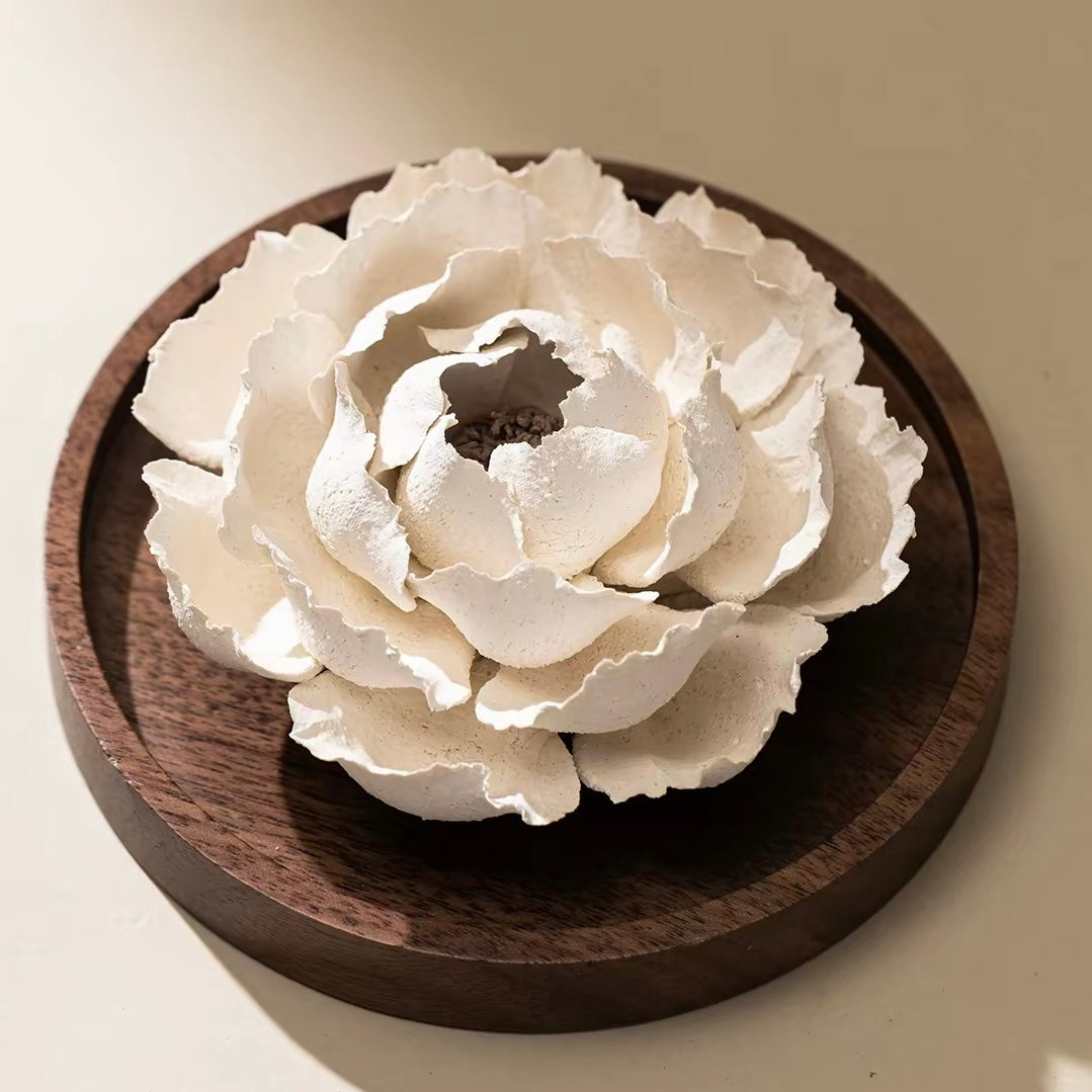 The Blooming Soul | Jingdezhen Handcrafted Porcelain Flower Incense Burner & Aroma Diffuser