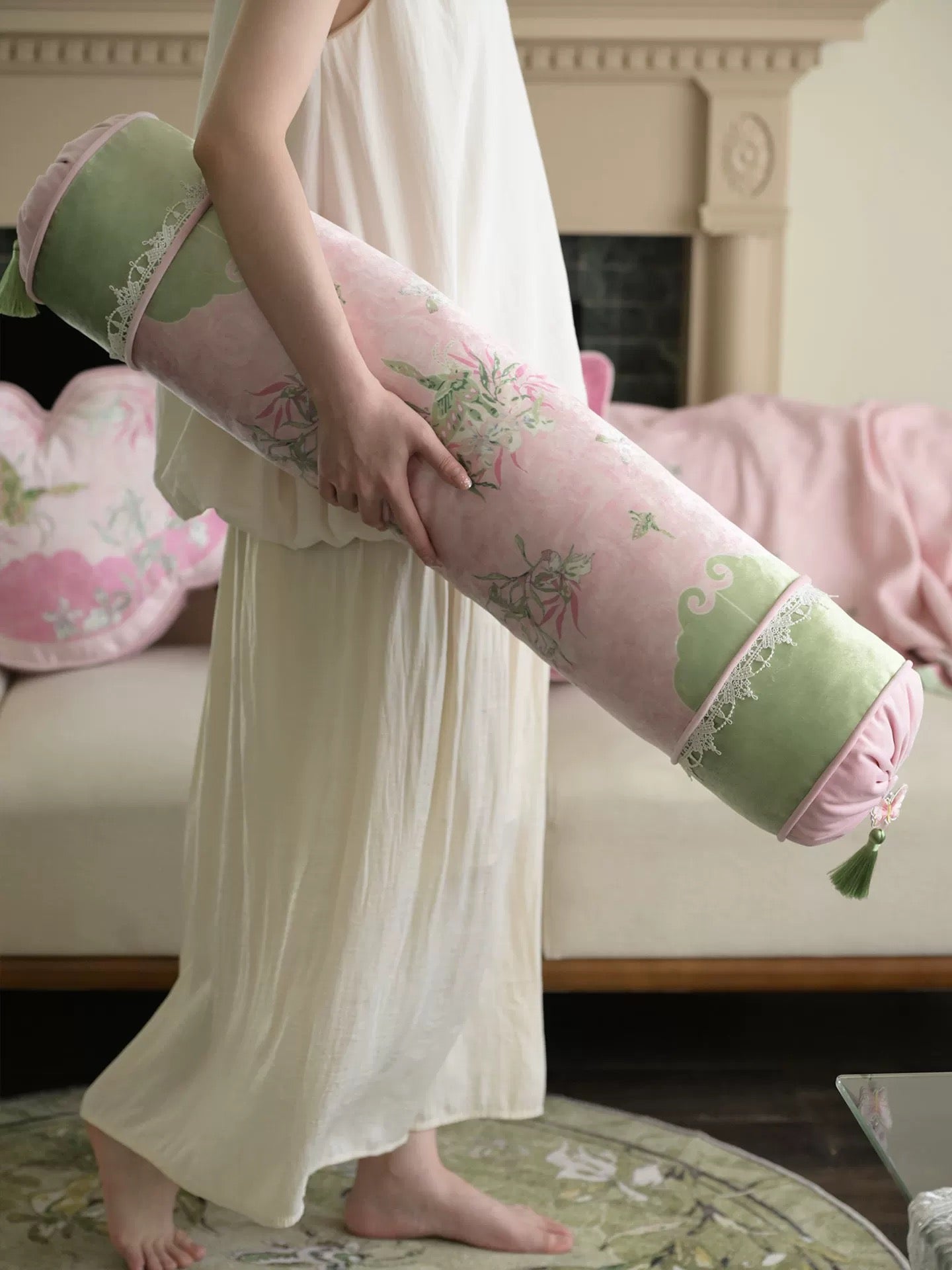Qidie Yingyuan Cushion
