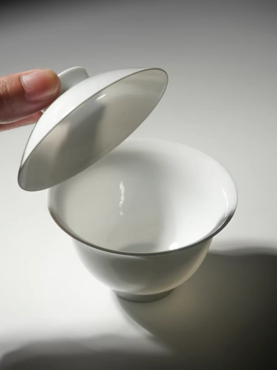 Cloudlight Eggshell Porcelain Gaiwan