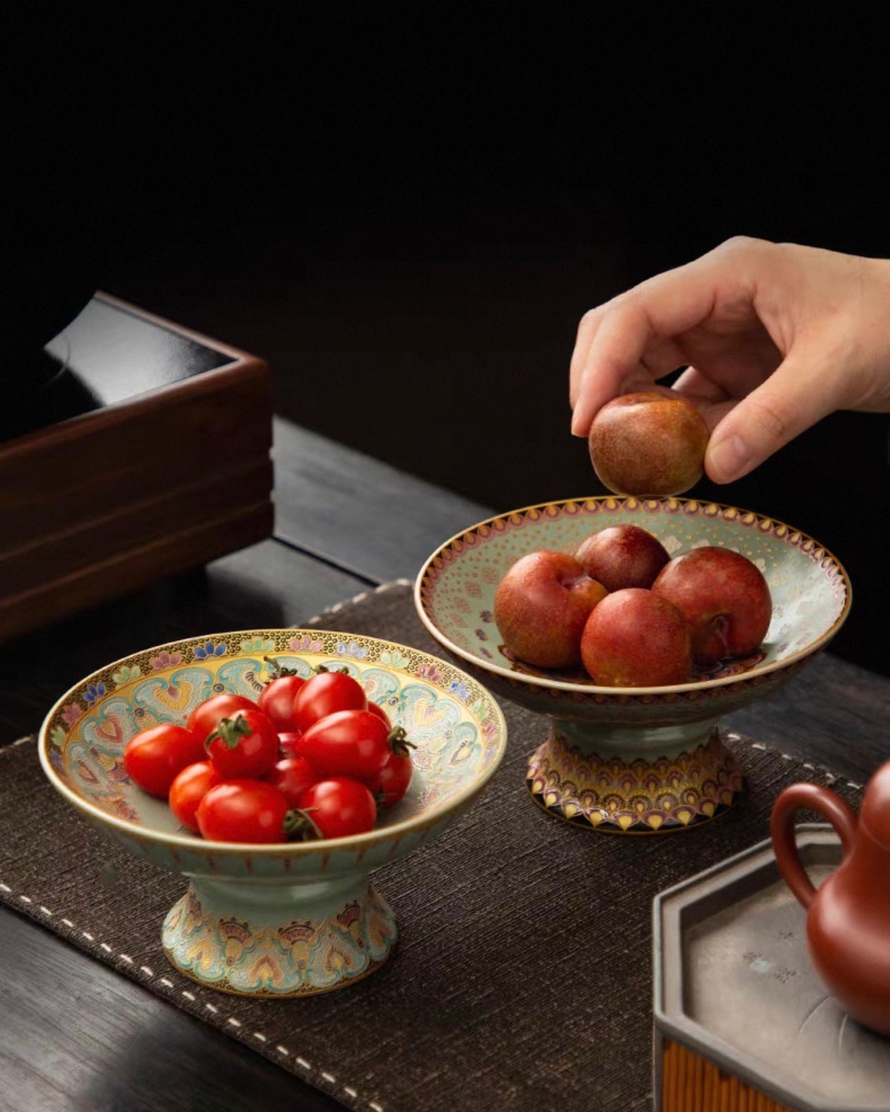 Lotus Pedestal Tea Pastry Stand