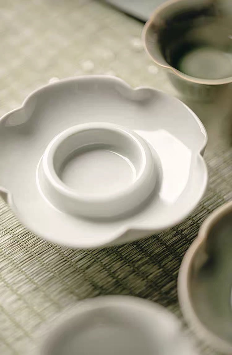 Yue Kiln Celadon Secret-Color Lotus Tea Cup Set