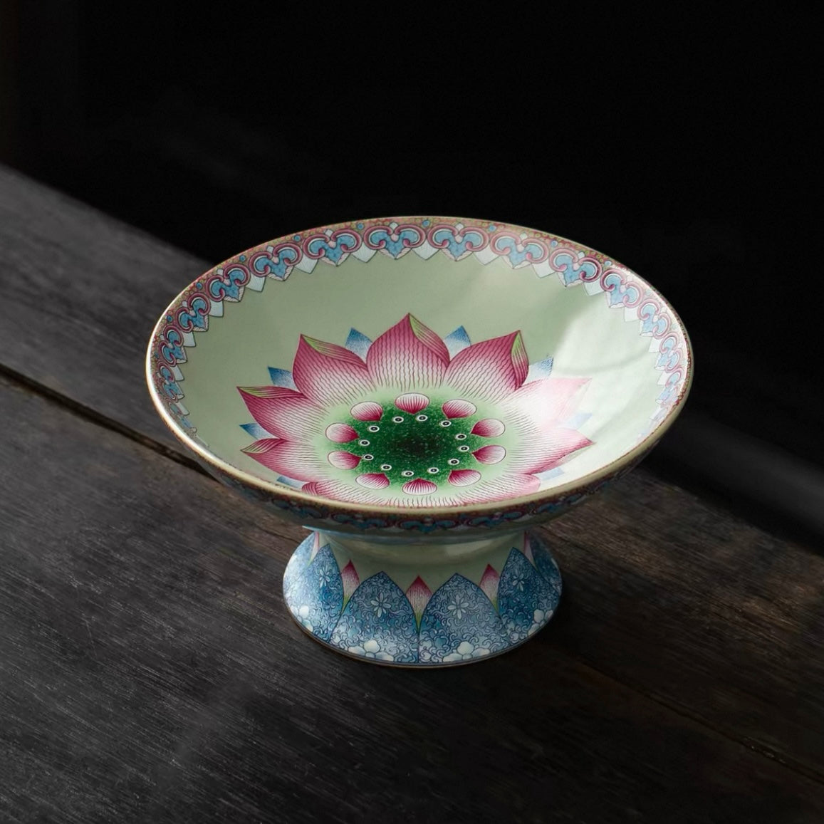 Lotus Pedestal Tea Pastry Stand