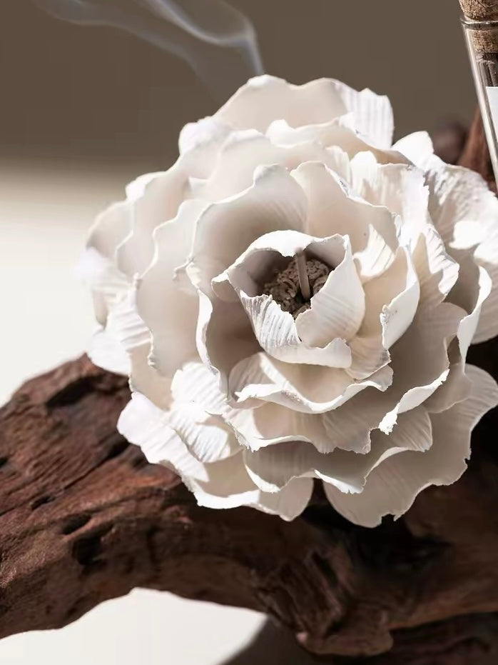 Jingdezhen Hand-Sculpted Ceramic Flower Incense Holder and Aroma Diffuser