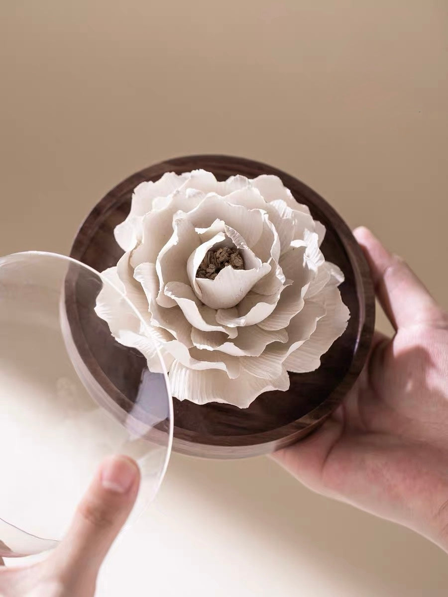 Jingdezhen Hand-Sculpted Ceramic Flower Incense Holder and Aroma Diffuser