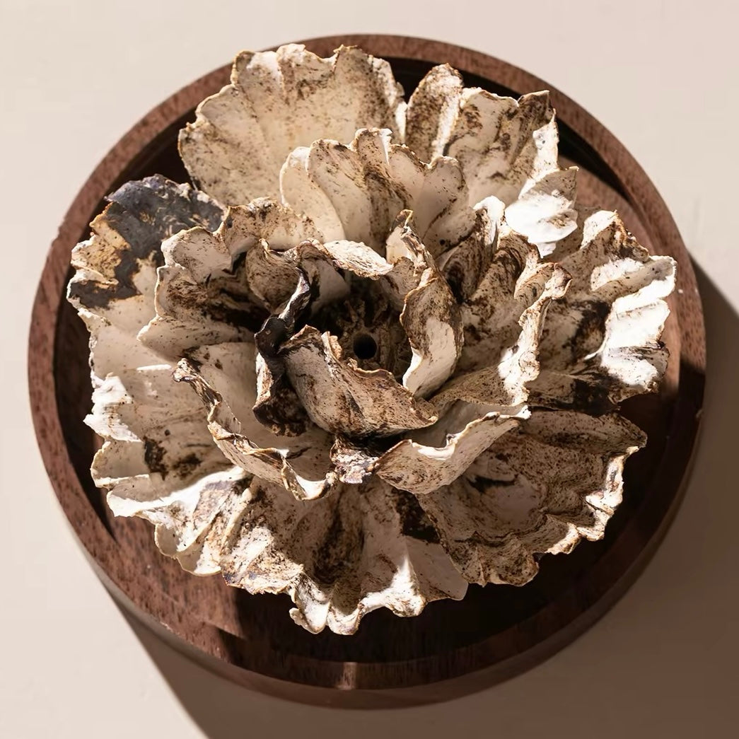 Jingdezhen Handcrafted Ceramic Flower Incense Holder & Aroma Diffuser