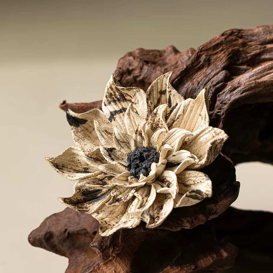 Handcrafted Lotus Fortune Incense Holder – A Symbol of Prosperity and Serenity