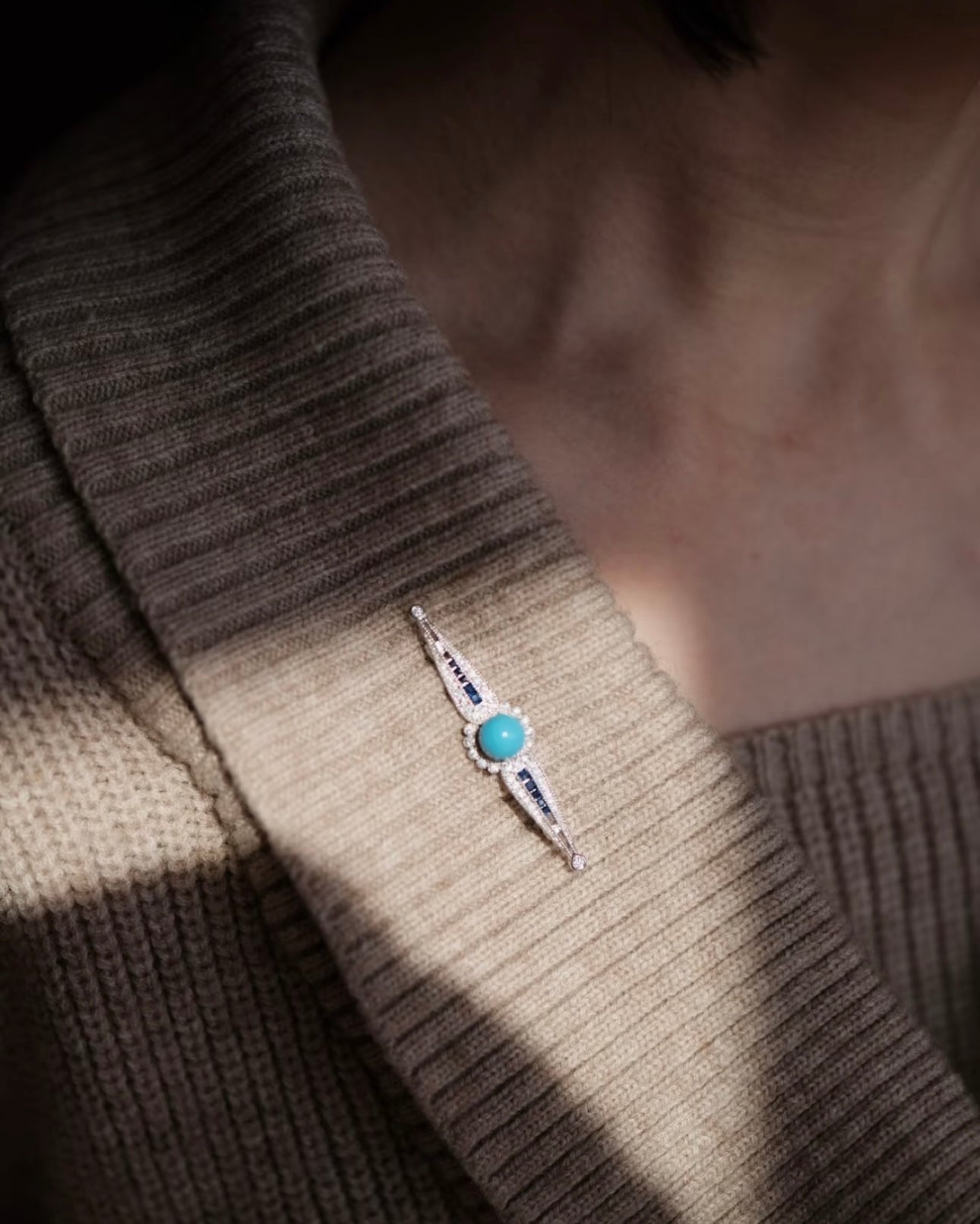 Artisan High-Porcelain Blue Turquoise "Linear Blossom" Brooch | 8mm Masterpiece