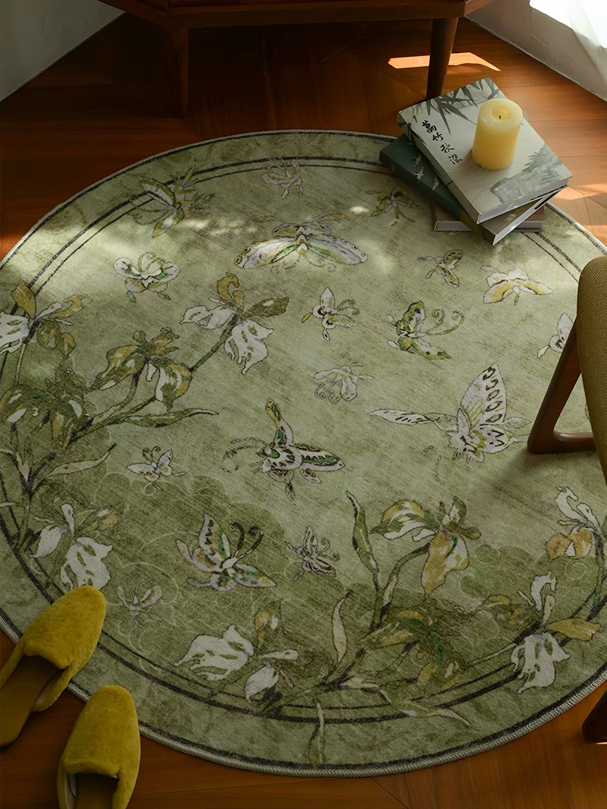 Vintage Butterfly and Iris Round Rug – A Timeless Garden in Bloom