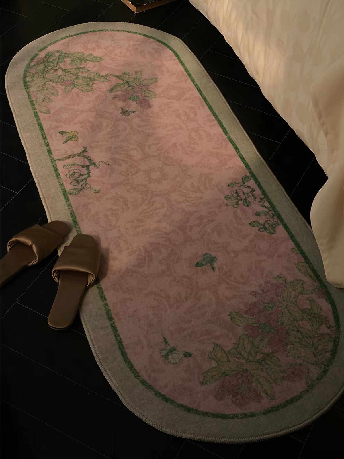 Vintage Pink Butterfly Runner Rug – A Romantic Touch of Timeless Elegance