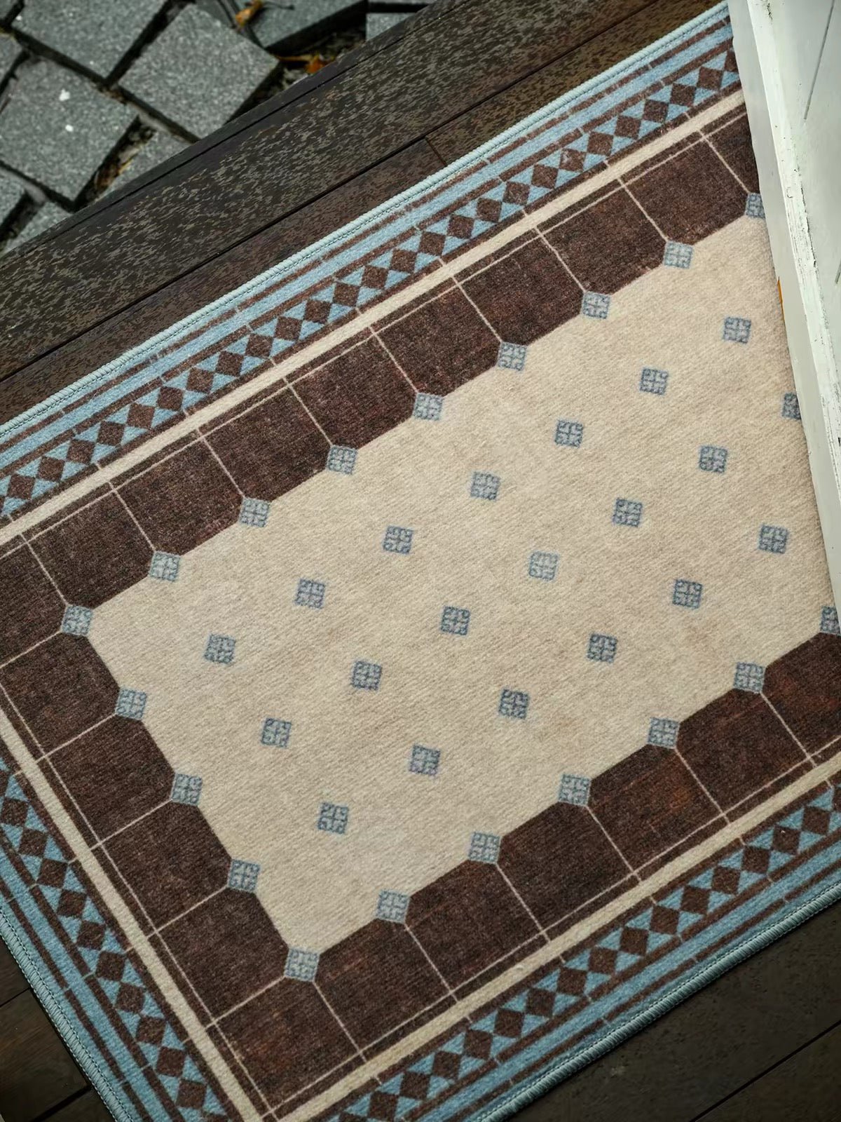 "Nanyang" Vintage Entryway Rug – A Journey Through Tropical Heritage