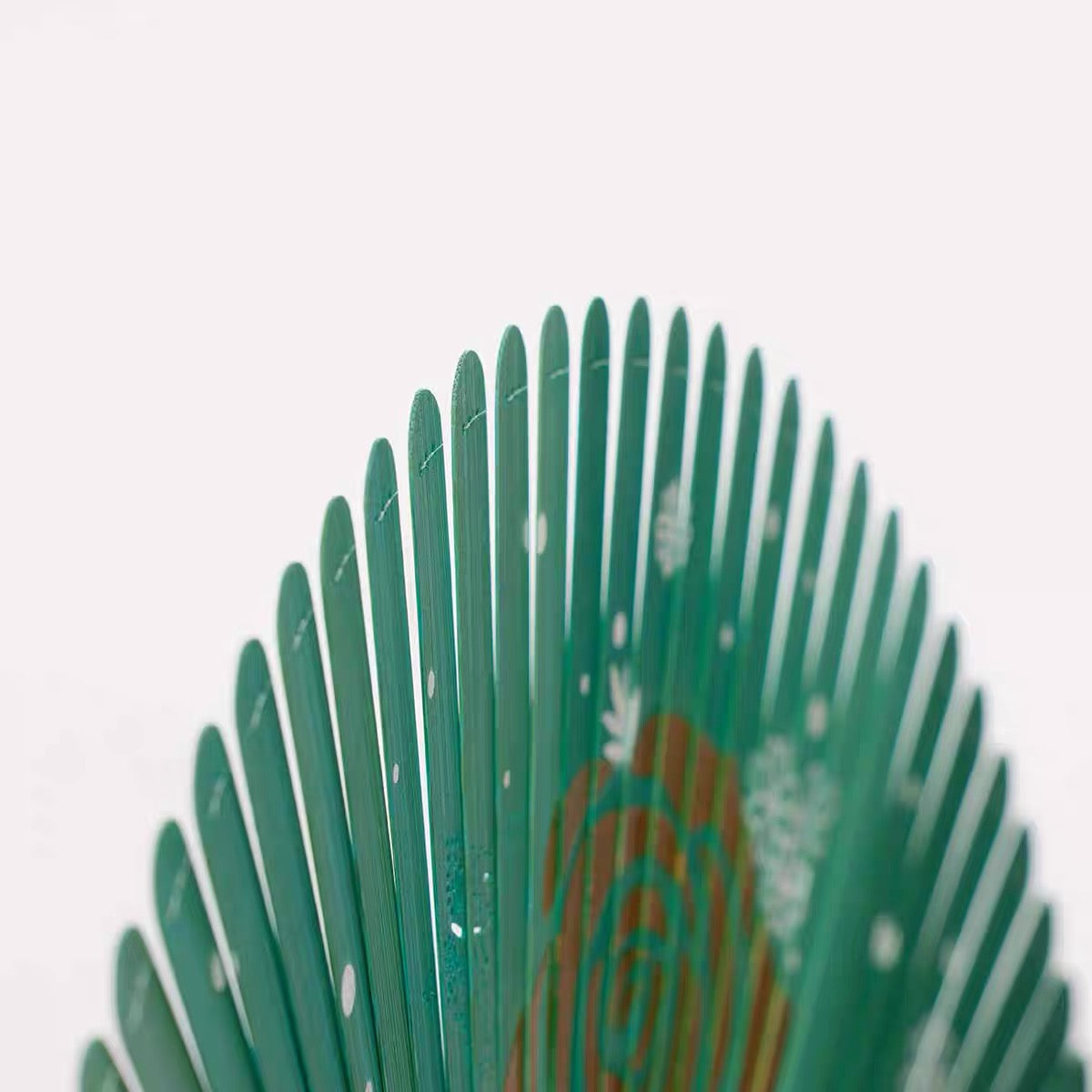 Handcrafted Rose and Snowflake Folding Fan – Lacquer-Painted Silk Fan | Personalized Gift Edition