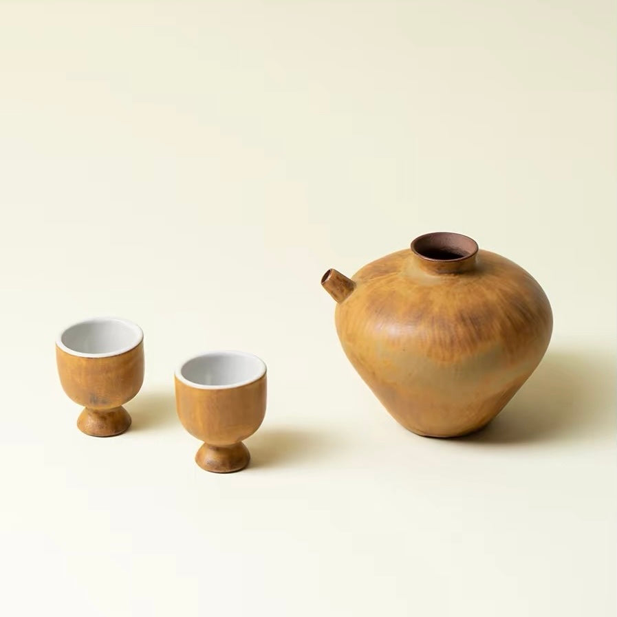 "Solitary Pour" Coarse Pottery Spirit Set | Kiln-Transmuted Ceramic Decanter & Cups