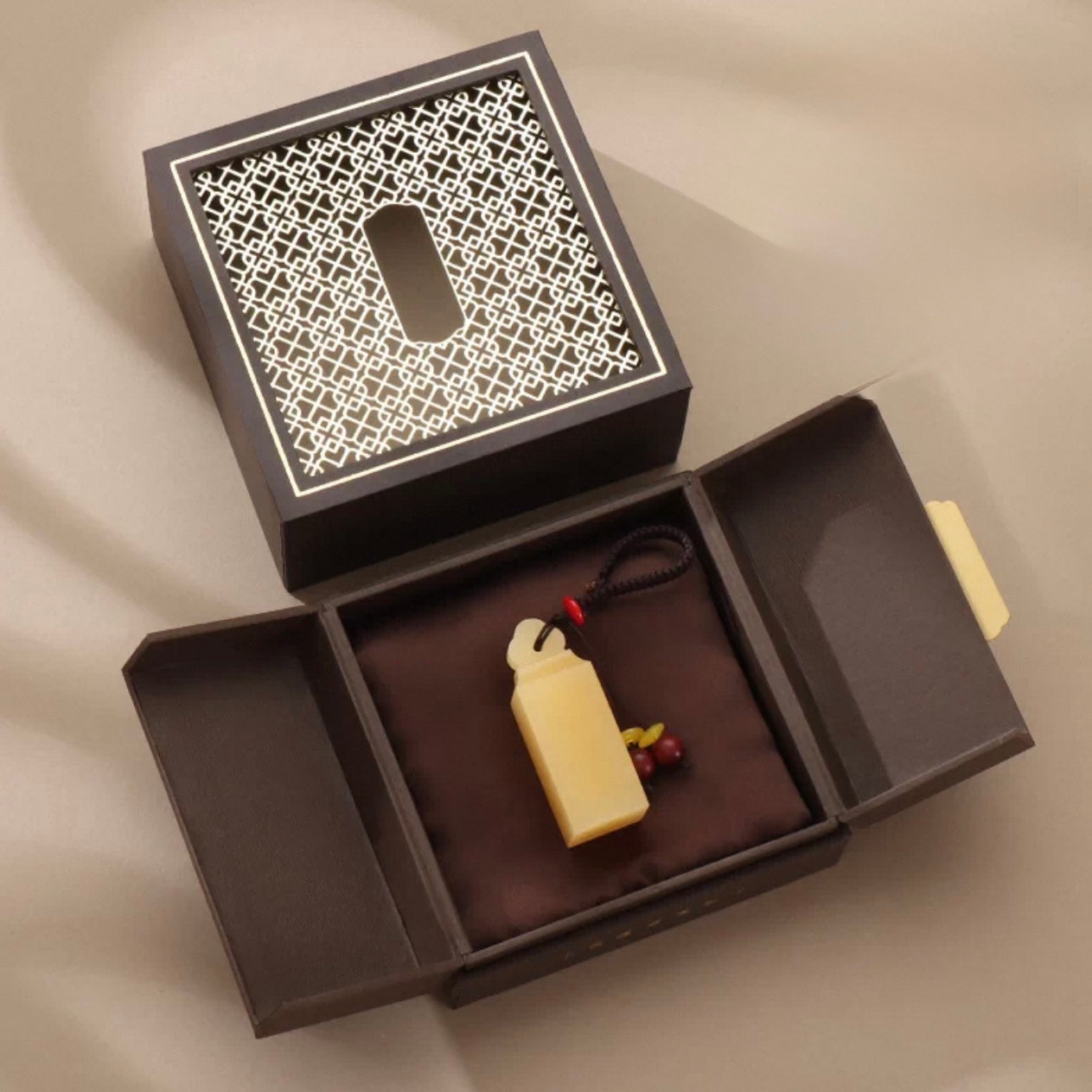 Custom Hand-Carved Yellow Jade Personal Seal – Artisan Hanko and Name Stamp
