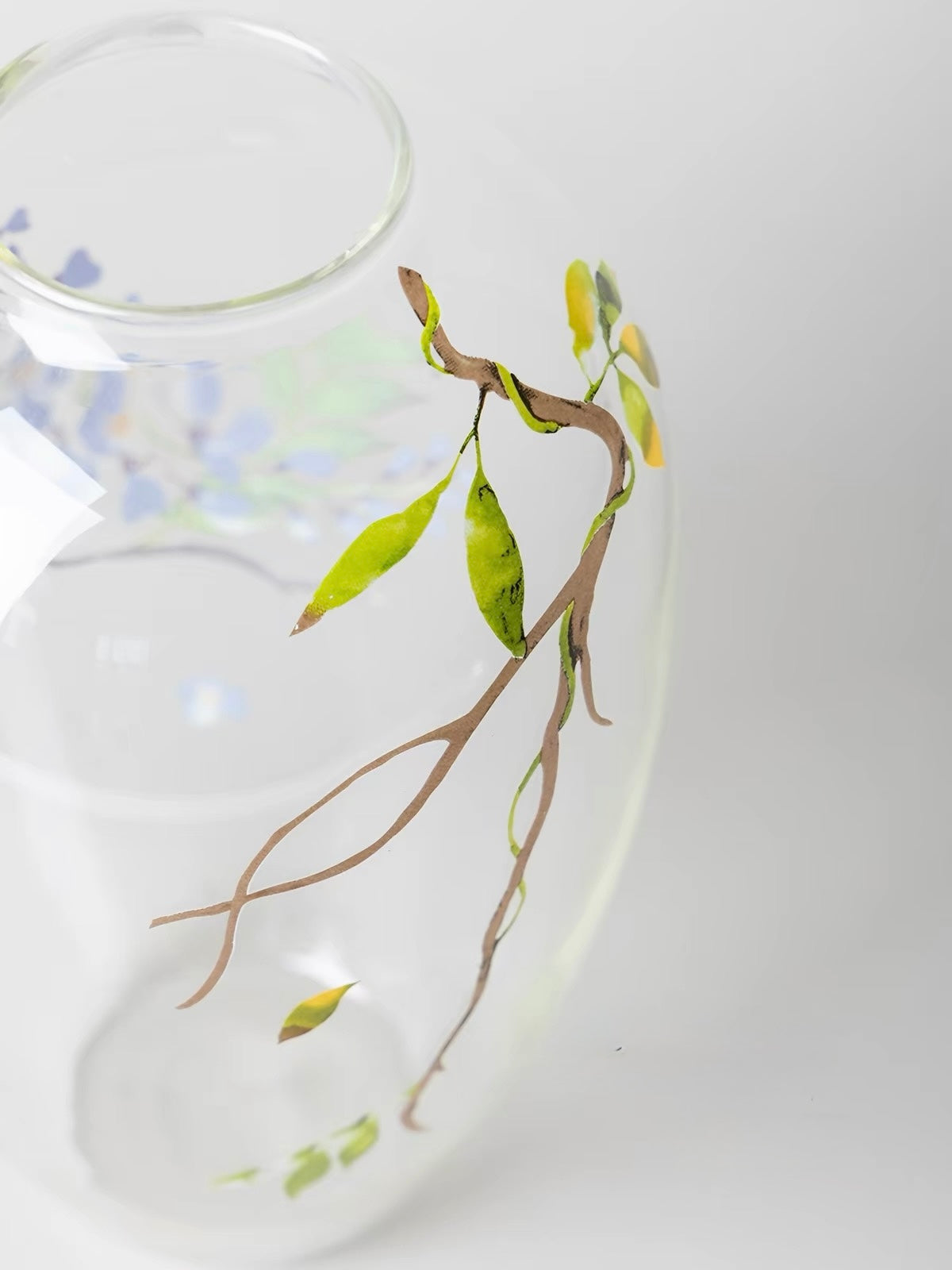 Handcrafted Wisteria Crystal Glass Vase – Sculptural Transparent Floral Vessel