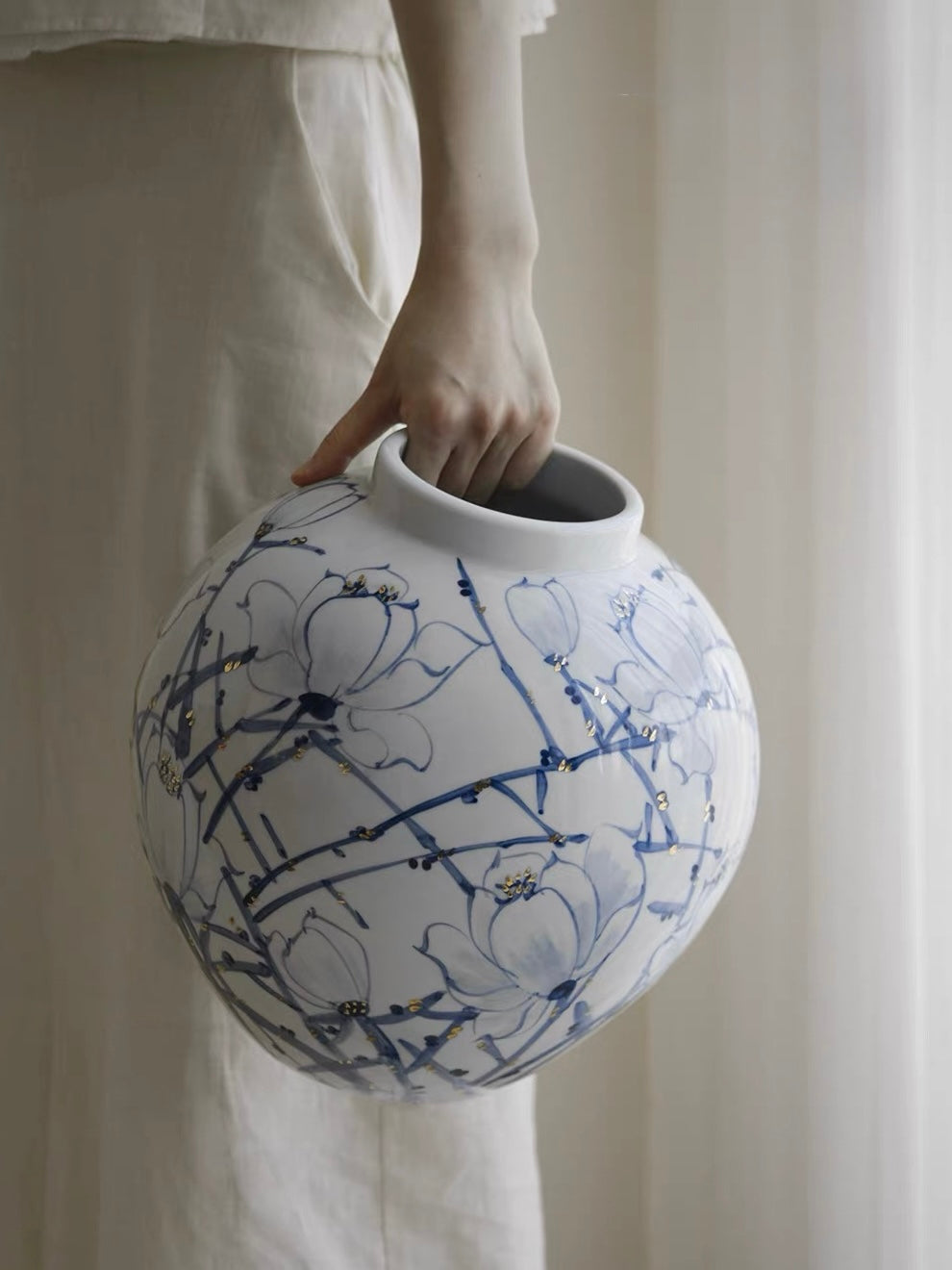 Handcrafted Blue Blossom Porcelain Vase with Gold Accents – Sculptural Floral Decorative Vase