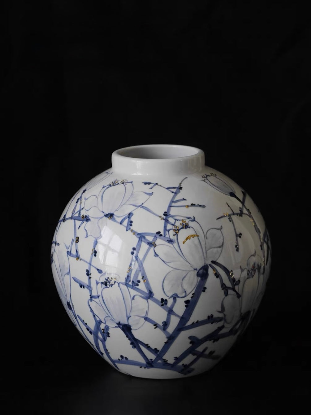 Handcrafted Blue Blossom Porcelain Vase with Gold Accents – Sculptural Floral Decorative Vase
