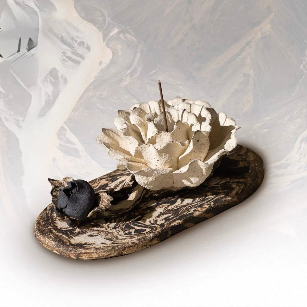 Twin Snow Porcelain Flower Aroma Diffuser