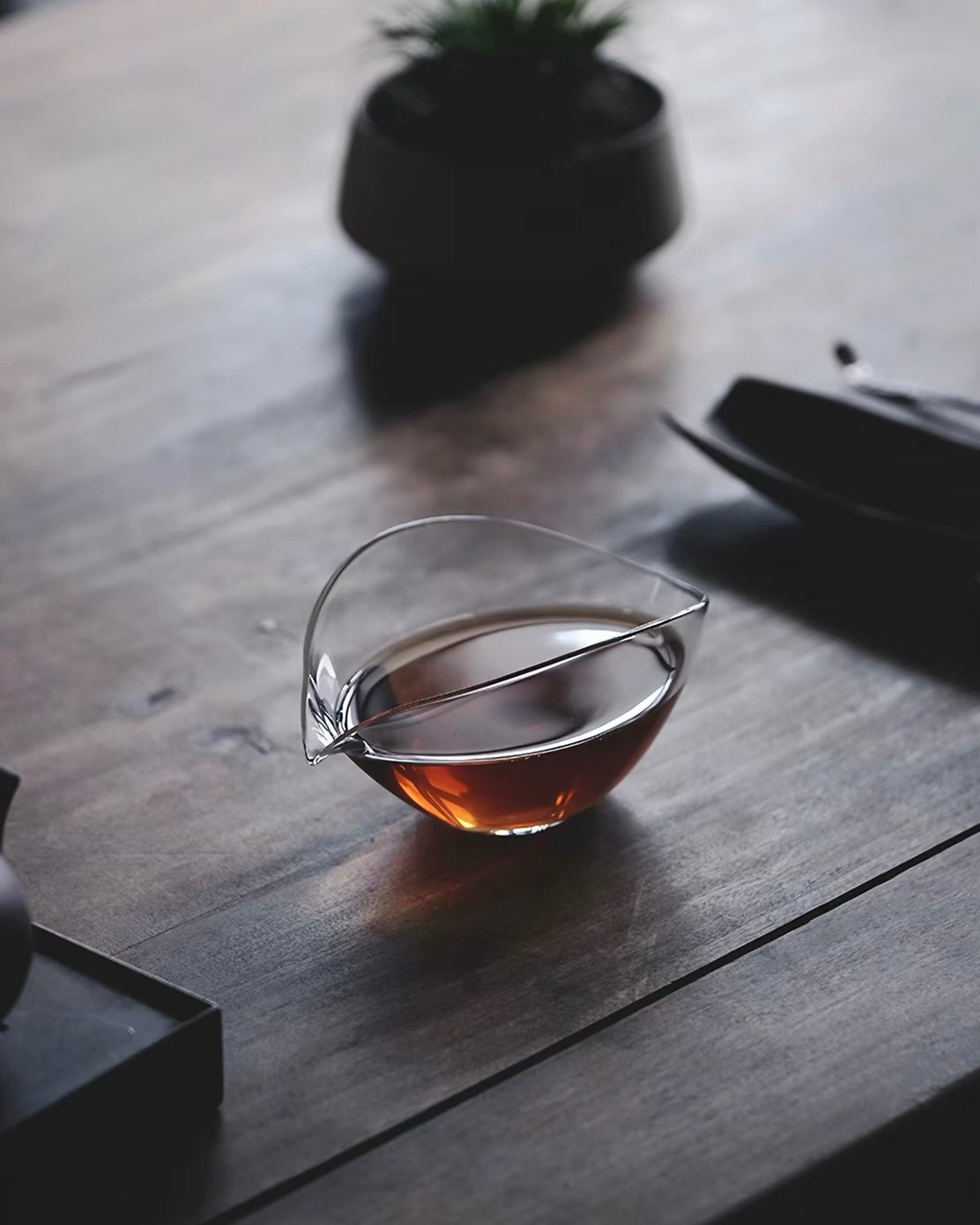 Bianzhou Hand-Blown Glass Fairness Pitcher