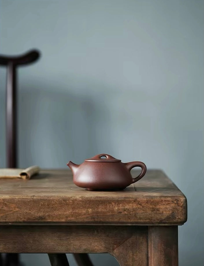 Jingzhou Shipiao 240ml Yixing Zini Teapot