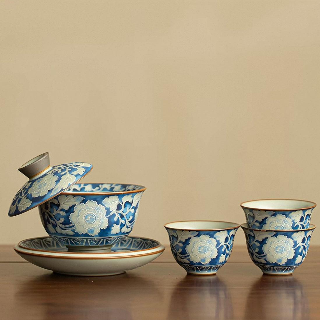 Ru-Keramik & Yuan-Blauweiß „Yuanbao“ schwimmende Sancai Gaiwan (Geschenkset)