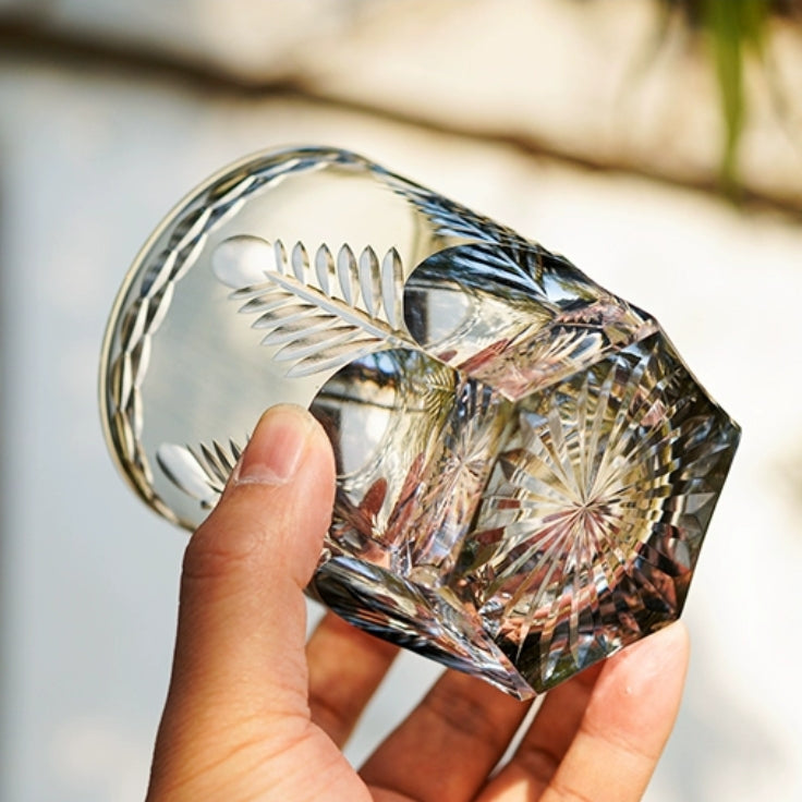 Edo Kiriko Handcrafted Feather Motif Whisky Glass – A Graceful Expression of Light and Freedom