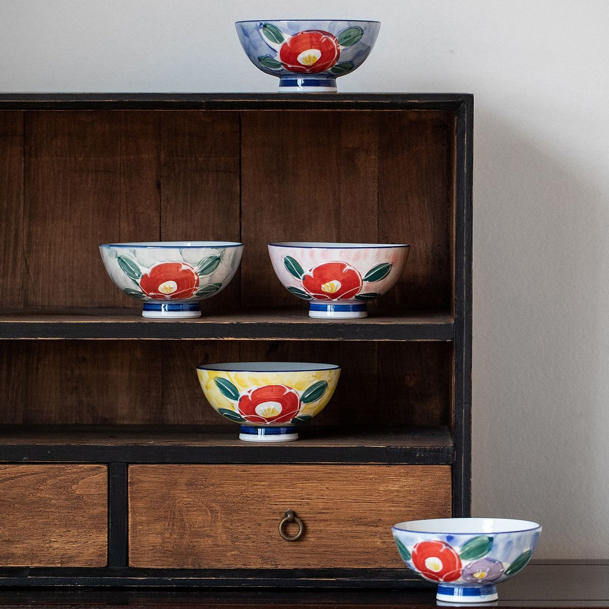 Japanese Mino-yaki Hand-Painted Floral Bowl Set (5-Piece)