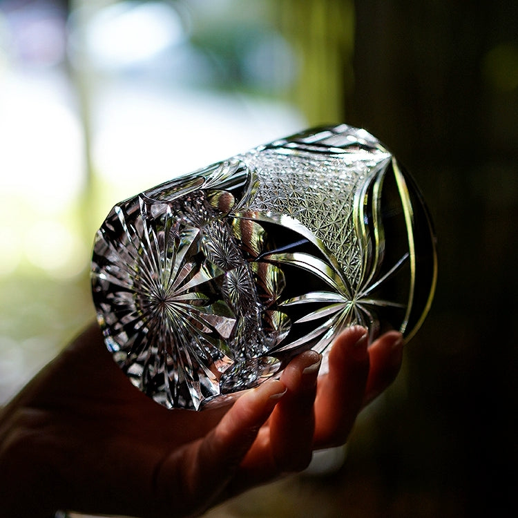 Edo Kiriko Handcrafted Lepidoptera Whisky Glass – A Flutter of Elegance in Crystal