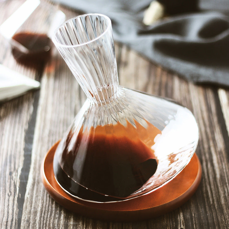 High-End Rapid Swivel Decanter | Centrifugal Aerating Tumbler