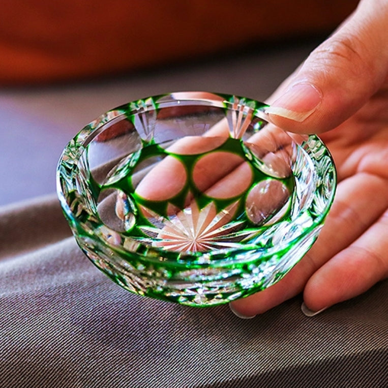 Edo Kiriko Handcrafted Jade Blossom Artistry Glass – A Verdant Dream in Crystal