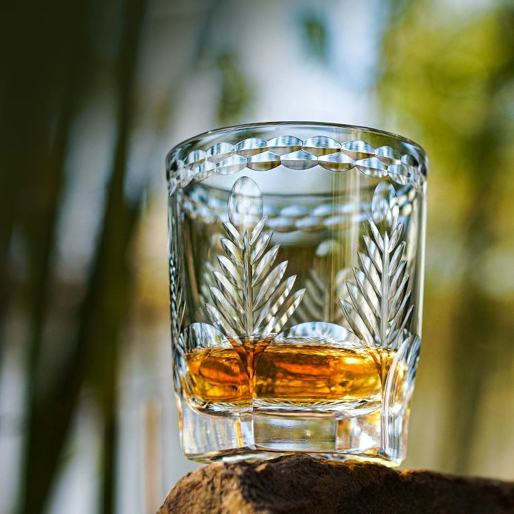 Edo Kiriko Handcrafted Feather Motif Whisky Glass – A Graceful Expression of Light and Freedom