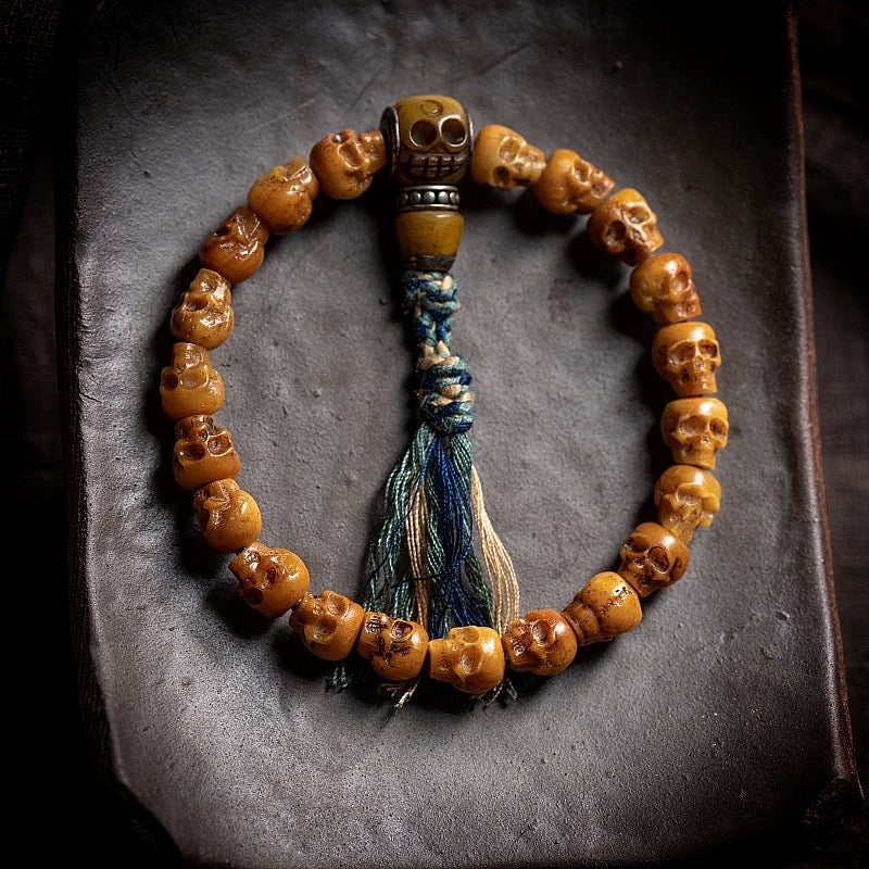 Tibetan Yak Bone Skull Mala Bracelet – Embrace the Impermanence