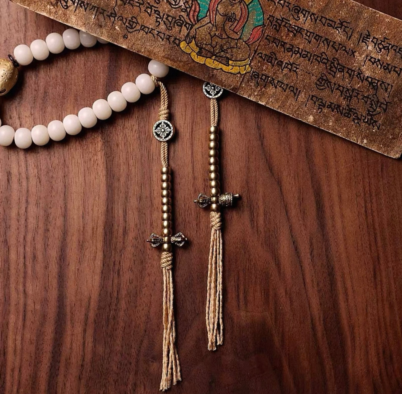 Tibetan-Style White Bodhi Root Dzi bead Mala - 108 Beads
