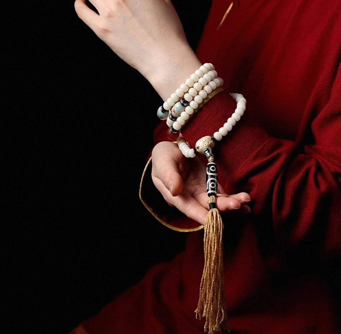 Tibetan-Style White Bodhi Root Dzi bead Mala - 108 Beads