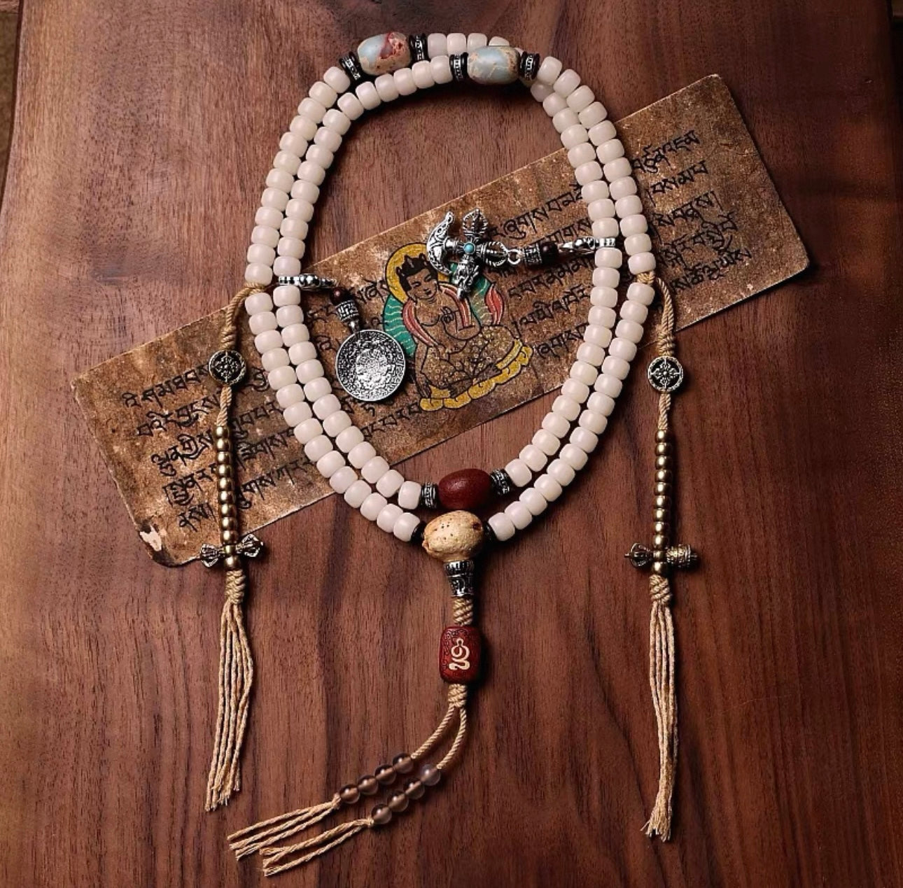 Tibetan-Style White Bodhi Root Dzi bead Mala - 108 Beads