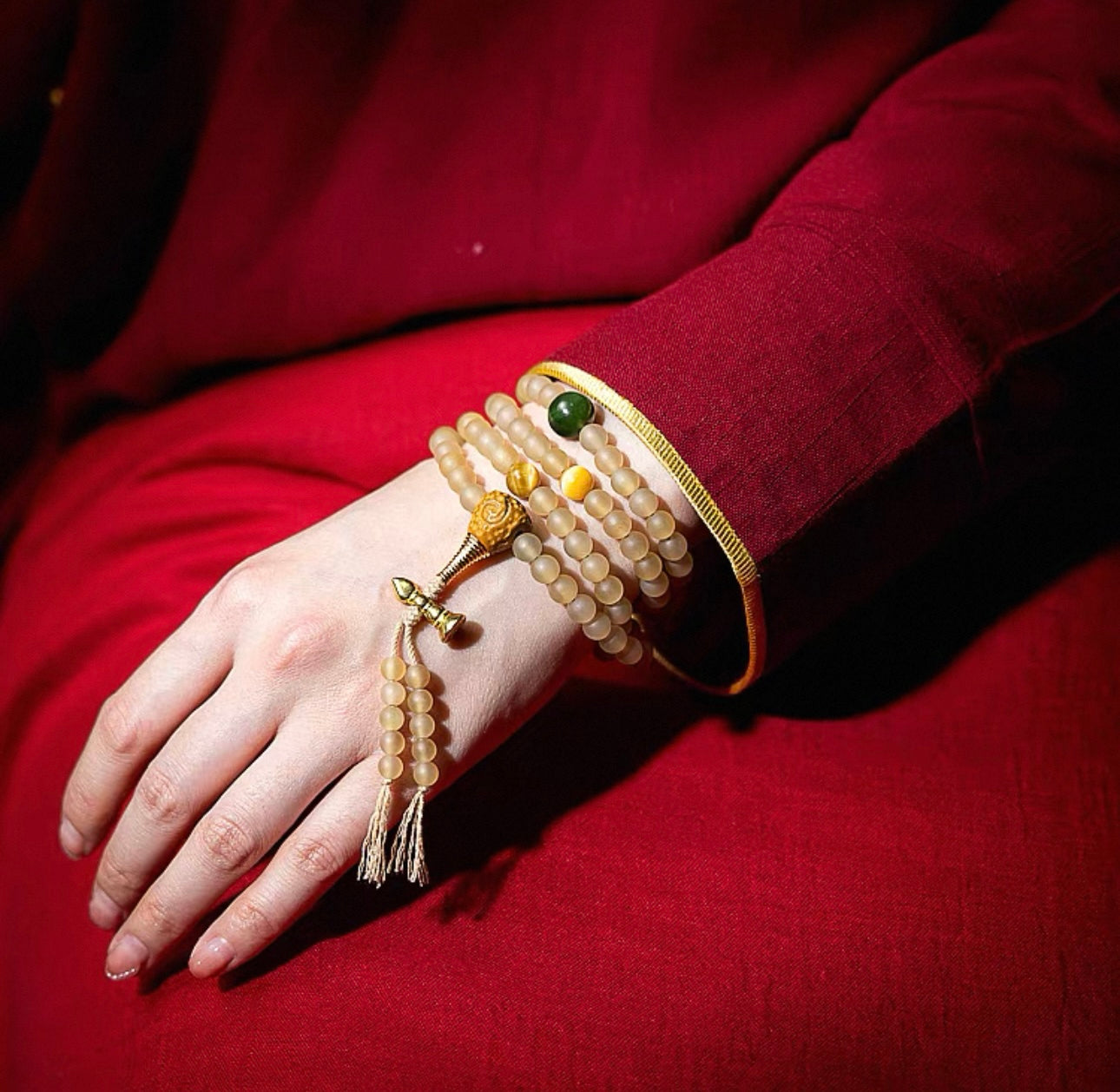 Minimalist Tibetan-Style Mala from Natural Yak Horn