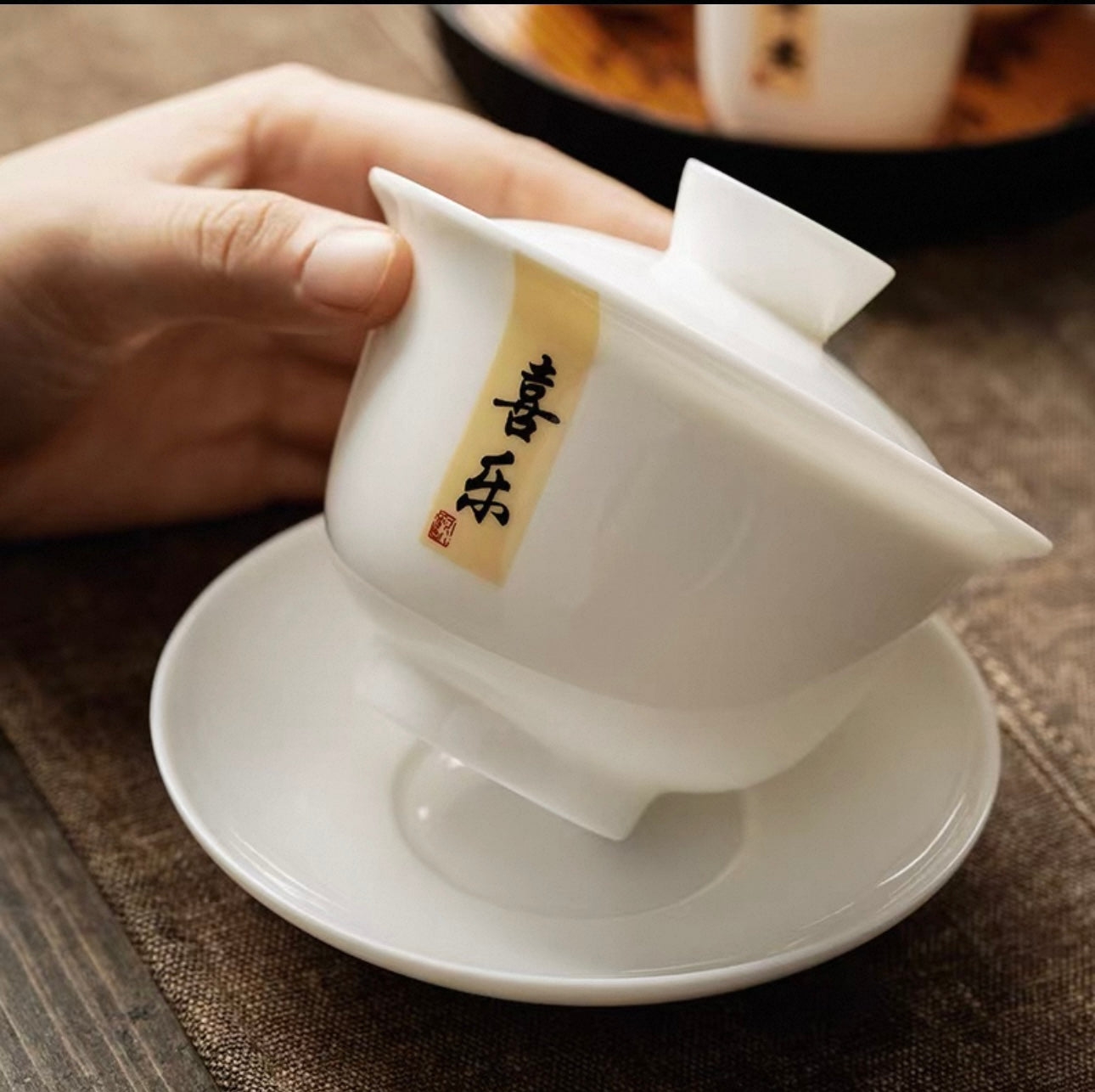 Personalized Dehua White Porcelain Gaiwan Tea Set