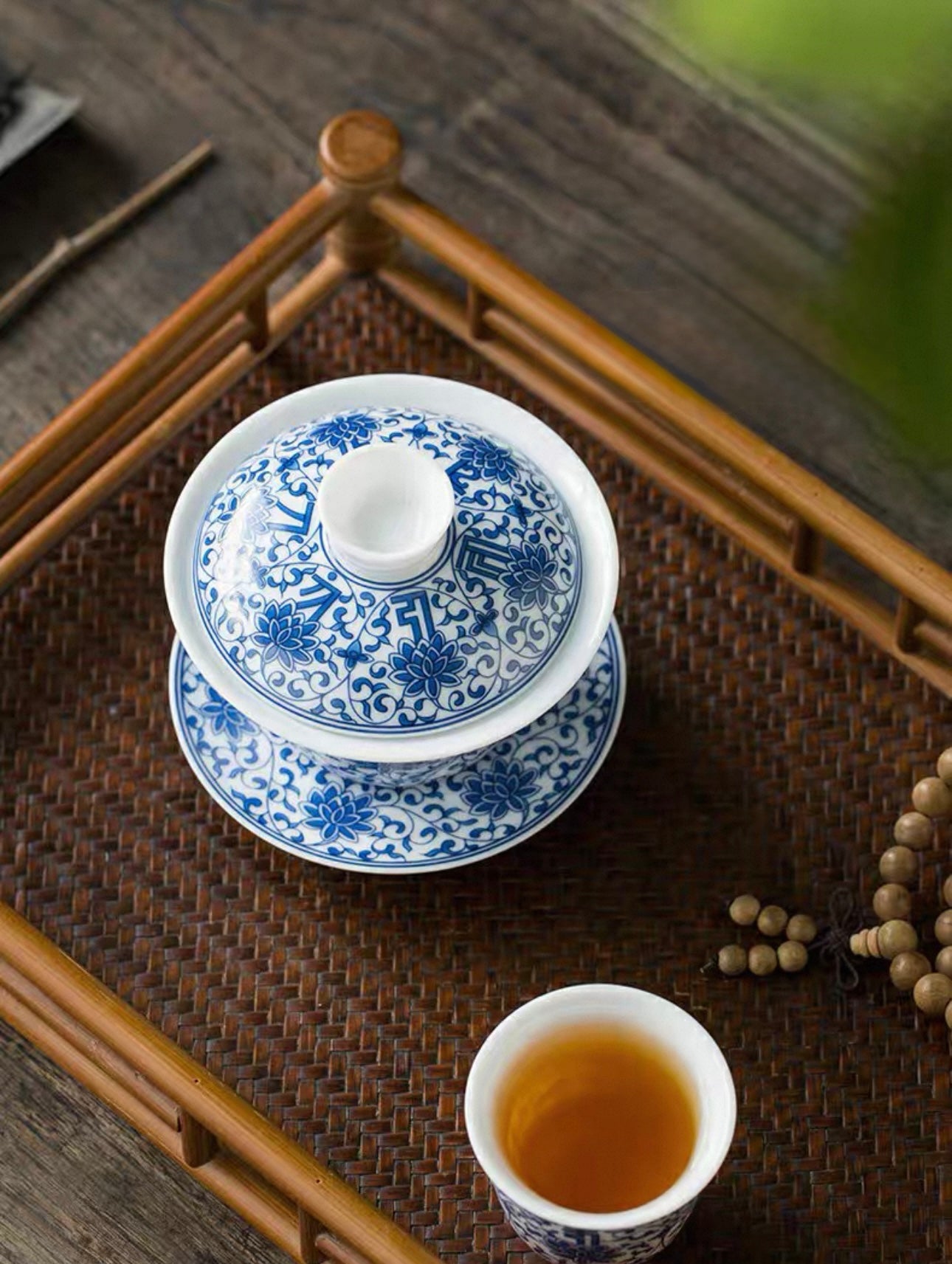 Retro Blue-and-White Porcelain Gaiwan Tea Set