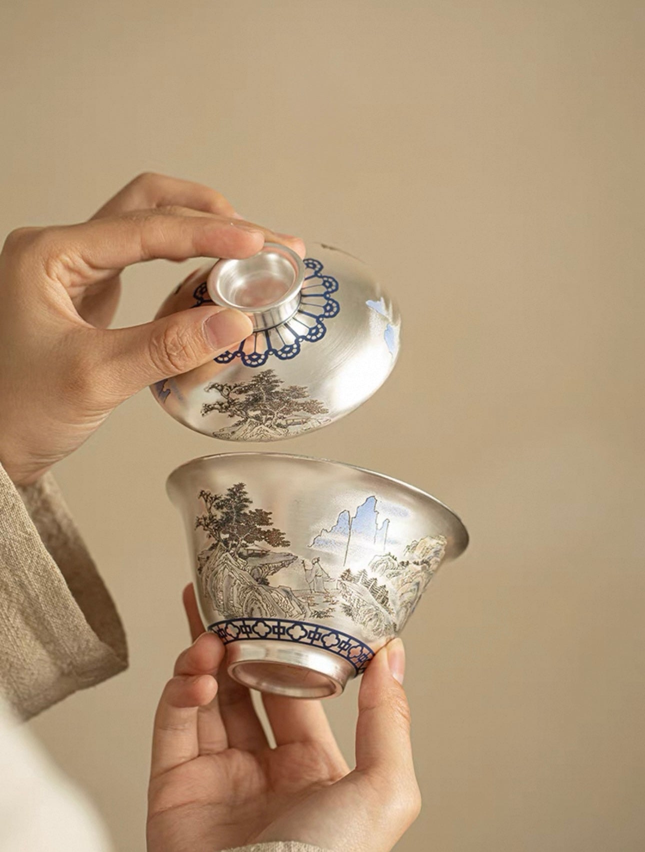 Silvery Mountainscape Gaiwan - A High-End Tea Masterpiece
