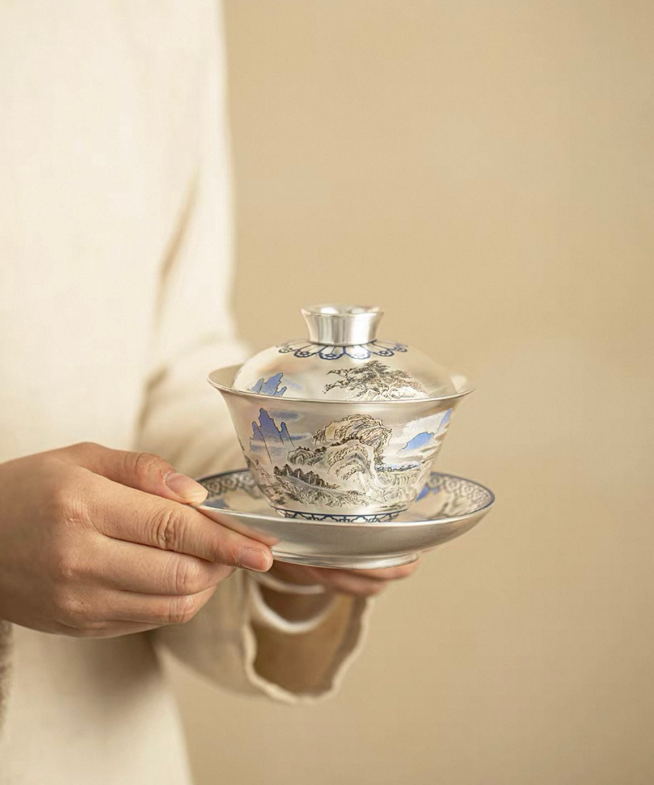 Silvery Mountainscape Gaiwan - A High-End Tea Masterpiece