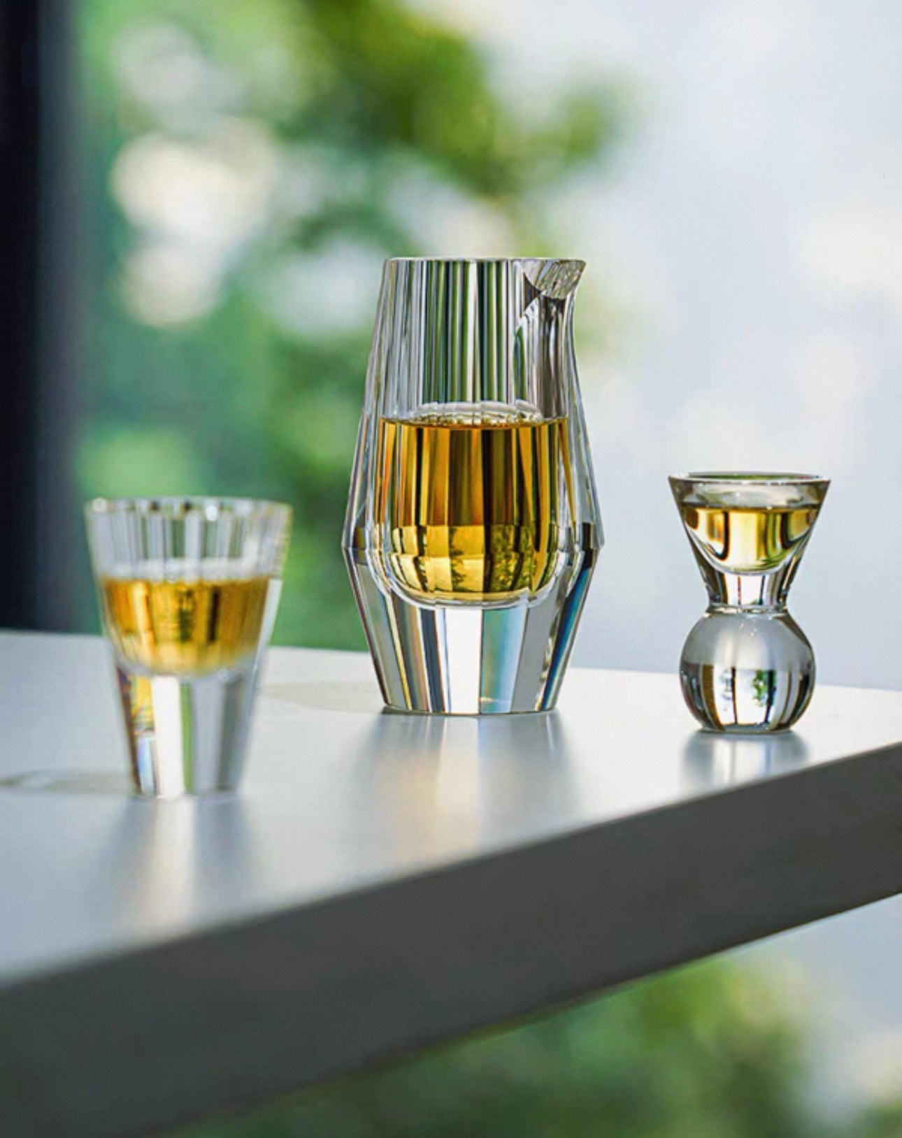 Handcrafted Cut-Glass K9 Crystal Liquor Decanter Set - Thumbnail 3