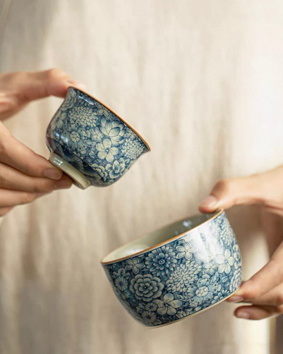 Antique Style "Ten Thousand Flowers" Han-Wa Tea Set - Thumbnail 5