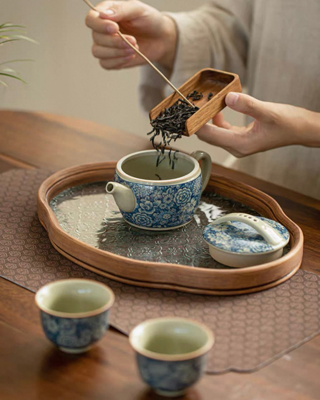 Antique Style "Ten Thousand Flowers" Han-Wa Tea Set - Thumbnail 4